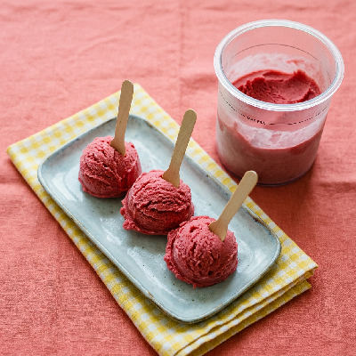 Hallonsorbet